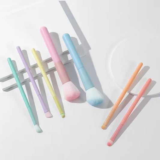 A full set of makeup tools including 7 colored makeup brushes